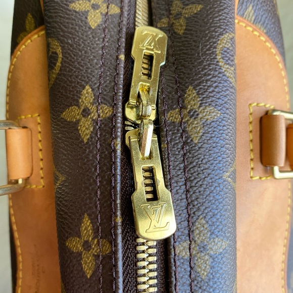 ๐ฏ% Authentic DROUVILLE monogram - Picture 7 of 15